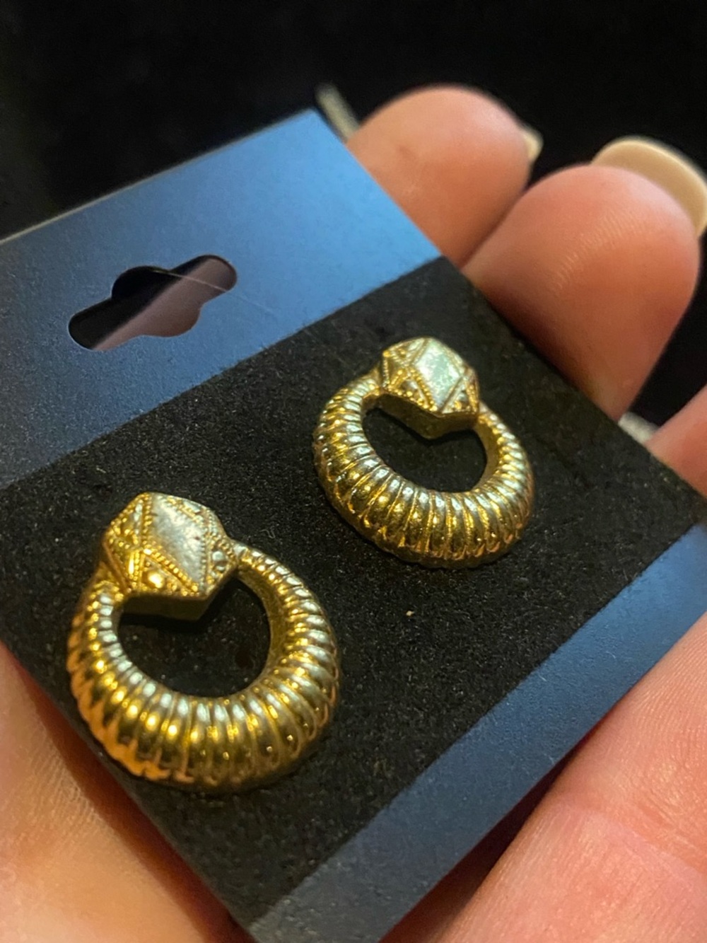GOLD VINTAGE knocker style hoops(gold tone) - Picture 7 of 8